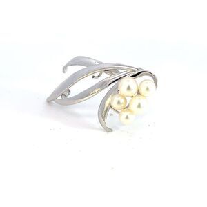 Mikimoto Estate Akoya Pearl Brooch 6.40-5.30 mm Silver M376